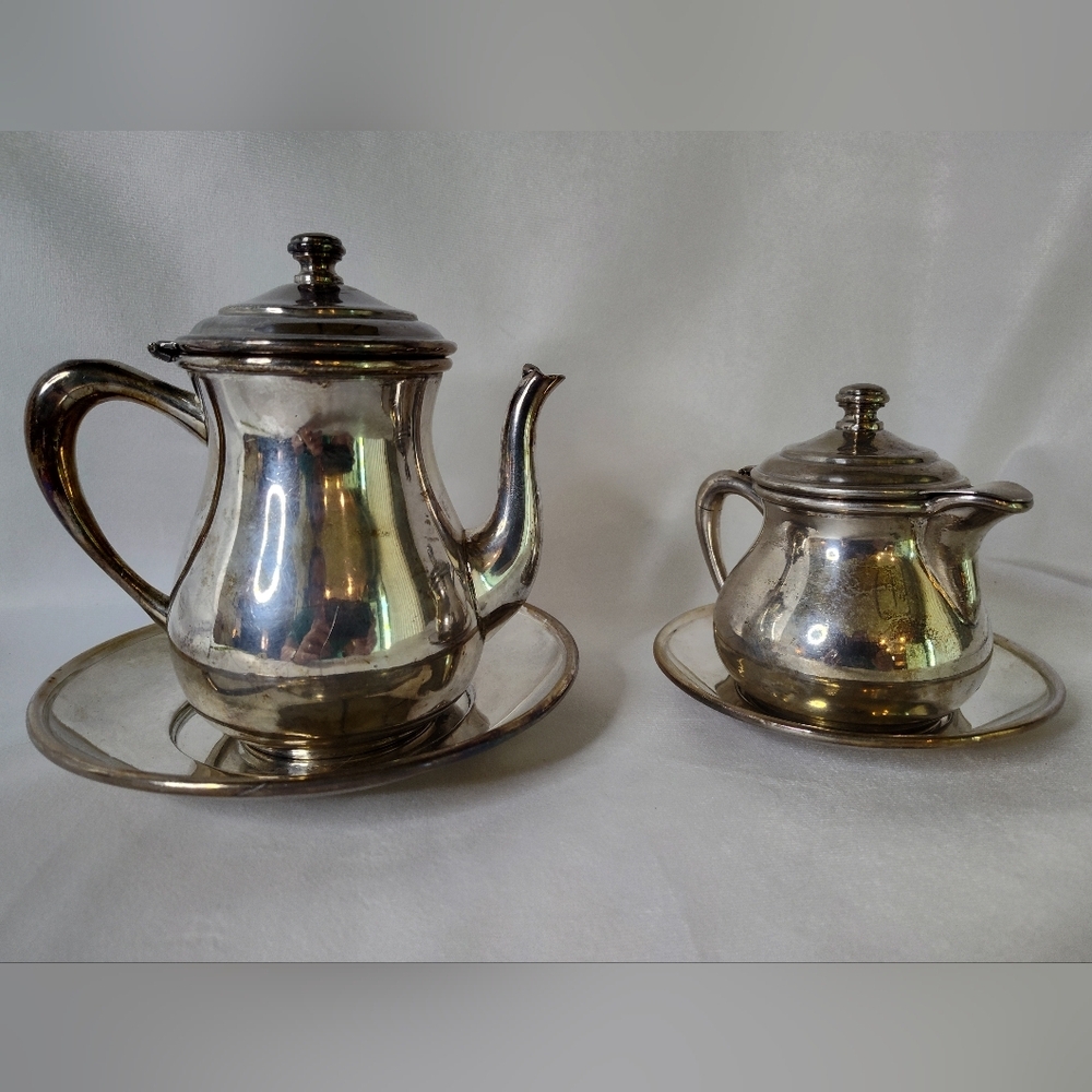 Antique (1850-1899) Rogers Silver Co Kettle And Creamer Set - Picture 2 of 10